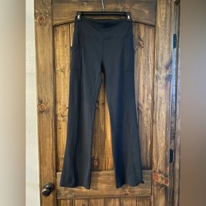 Women’s Black Yoga Pants w/ Side Pockets